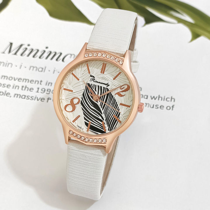 หน้าปัดแฟชั่นเทรนด์นาฬิกาผู้หญิงลายไม้สร้างสรรค์สายรัดเป็นของขวัญสำหรับสุภาพสตรี