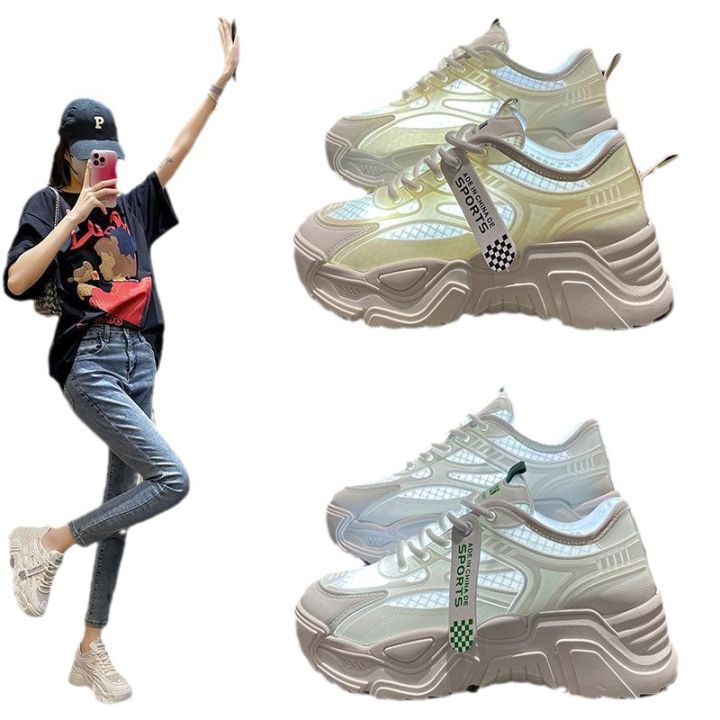 รองเท้าสีขาวผู้หญิง-2023-รองเท้ากีฬาลำลองพื้นหนาสำหรับนักเรียนที่นิยมในโลกออนไลน์สำหรับฤดูร้อน-ins-รองเท้าทรงคุณพ่อตาข่ายระบายอากาศ