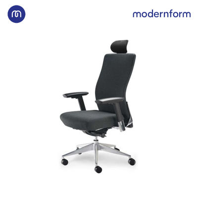 Modernform เก้าอี้สำนักงาน รุ่น Series15 เบาะสีดำ พนักพิงสูง ผ้าสีดำ เก้าอี้ทำงาน เก้าอี้ออฟฟิศ เก้าอี้ผู้บริหาร เก้าอี้ทำงานที่รองรับแผ่นหลังได้ดีเป็นพิเศษ  ปรับที่วางแขนได้ 3 ทิศทาง  ปรับล็อคเอนพนักพิงได้ 4 ตำแหน่ง พนักพิงสูง