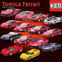 รถสปอร์ต Takara Tomi Tomica Ferrari 1/62รถของเล่นหุ่นอัลลอยเหล็กหล่อขนาดเล็กเป็นของขวัญในสไตล์ที่หลากหลายสำหรับเด็ก