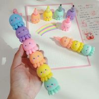 [HOT BYIIIXWKLOLJ 628] 5สี Octopus รูปร่างปากกาเน้นน่ารักซิลิโคน Octopus ปากกาทำเครื่องหมายแบบเรืองแสงชุดเขียน Graffiti โรงเรียนอุปกรณ์สำนักงาน