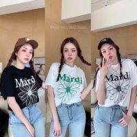 Mardi flower t-shirt??? (320฿ฟรีส่ง) เสื้อยืดลายดอกไม้สุดฮิต รุ่นใหม่ งานชนช็อปเกาหลีเลย รุ่นนี้เป็นทรงโอเวอร์ไซร์ valen