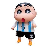 IPIE2 ชินจัง เครยอนชินจังฟิกเกอร์ ดาราฟุตบอล ฟิกเกอร์อนิเมะ Shinnosuke Nohara FIGURE ของเล่นเด็กเล่น โมเดลของเล่นจำลอง คอลเลกชันแฟนๆ