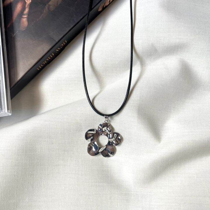 necklace-flower-luxy-สร้อยคอ-งานชุบแพลตตินั่มเเท้