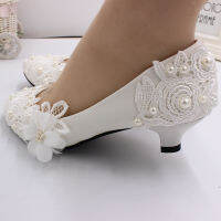 【Xingchenmao】 New Low Heel White Large Size Ladies Wedding Shoes PU Lace Bridesmaid Creative Shoes BH158