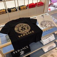 สินค้าแบบดั้งเดิม VersaceS แขนสั้นผ้าฝ้าย100% เสื้อยืดประจำตำแหน่งหนาพิมพ์ลาย2023แขนสั้นใหม่สำหรับผู้ชายแขนสั้นฮิปฮอปฤดูร้อนอเมริกา