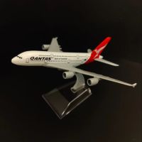 Scale 1:400 Metal Aircraft Model Qantas A380 Airplane Diecast Plane Aeroplane Home Office Decor Mini Moto Toys for Boy