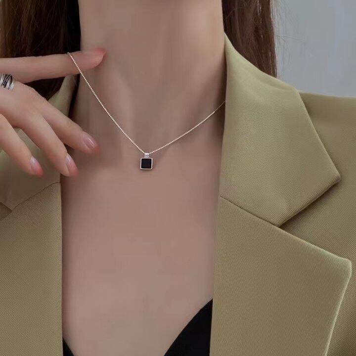 cw-fashion-aesthetic-black-square-pendant-necklace-for-women-silver-plated-sweater-clavicle-chain-necklace-statement-jewelry-gift