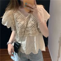 2023 Short-Sleeved French Chic Top Cute Youth-Looking Design Sense Niche Hollow out Lace Peter Pan Collar Shirt Female Summer Opaque