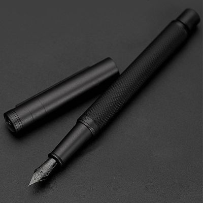 การออกแบบคลาสสิก Extra Fine Nib ปากกาหมึกซึมป่าสีดำด้านพร้อมตัวแปลงและชุดเครื่องเขียนกล่องปากกาโลหะอุปกรณ์การเรียน