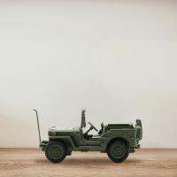 Gamchiano โมเดลรถ1/48ส่วนประกอบ DIY ปริศนาต่อผู้ซื้อแบบ DIY สำหรับเป็นของขวัญให้เพื่อนวัยรุ่น