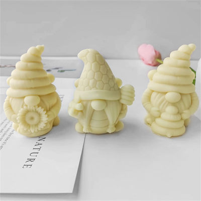 Aromatherapy Ornaments DIY Handmade Soap Mold Home Decor Creative Gypsum Candle Bee Dwarf