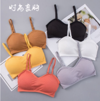 #068 มาใหม่ ชุดชั้นในเซ็กซี่ มีหลายสีให้เลือก ใหม่การออกแบบผ้าด้าย sport bra สายรัดที่สามารถปรับได้ W