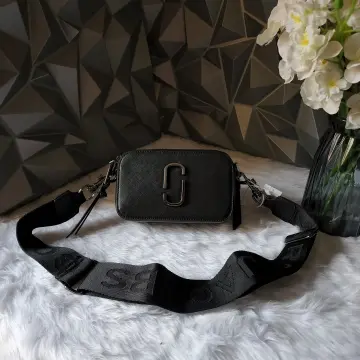 Marc Jacobs Ceramic Snapshot Bag, What Fits Inside