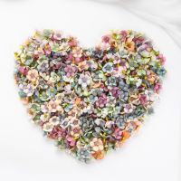 50Pcs Artificial Flowers Scrapbook Candy Box Wedding Party Home Decor Small Flowers for Crafts Christmas Wreaths Silk Mini Daisy