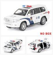 【Chat-support】 MBJ Amll 1:24จำลองสูง Toyota Land Cruiser Polices รถโลหะผสมรถรุ่นของเล่นสำหรับของขวัญเด็กล้อสามารถหมุนได้