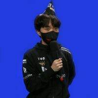 S12แจ็คเก็ตปักลาย LCK LCK T1 E-Sport ชุดเครื่องแบบทีมเสื้อยืดผู้เล่นแฟนๆ SKT เสื้อโค้ทสีดำผู้หญิงผู้ชายแจ็คเก็ตวิทยาลัย Kanhui