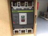 HYUNDAI Modern Molded Case Circuit Breaker UCD250S, 250A 3เฟสเรือแบรนด์พิเศษใหม่เดิม1ชิ้น