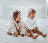 MINENE ANIMAL HOODED BATHROBE Size: 3-4 yr  เสื้อคลุมอาบน้ำ คอตตอน 100% และมาพร้อมหมวก สำหรับเด็ก 3-4 ขวบ