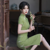 Cheongsam 2022ใหม่ผู้หญิงฤดูร้อนสีเขียวชุดสั้นที่ดีขึ้นฤดูใบไม้ผลิวินเทจสไตล์จีน Qipao