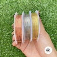 เส้นลวดความหนาขนาด0.5 มิลลิเมตรใช้ในการทำงาน DIY  มี3 สี เงิน ทองแดง ทอง