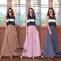 Love Pleated Palazzo Trousers   กางเกงงานผ้าพลีทสวย สไตล์y2kขอบเอวยางแบบถี่ทำให้ขอบเอวดูแล้วเรียบไม่พอง งานรุ่นนี้ใช้ผ้าเยอะจัดเต็ม เพื่อให้ทรงออกมาสวยที่สุดเวลาสวมใส่ งานพลีทอัดกันมาทีละตัวเลยคะ ยับยากแม้จะลงเครื่องซักผ้า สาวตัวเล็กหรือสาวอวบใส่ได้สบายๆเ