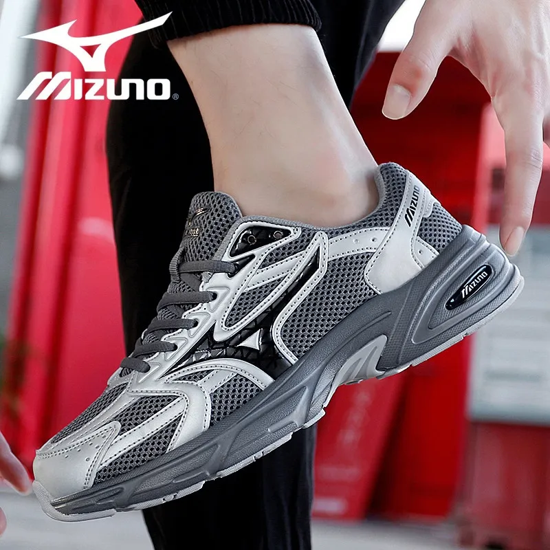 mizuno lightweight mesh training sneakers