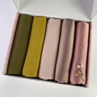 【YF】 Customize Gift Box Crinkle Satin Silk Hijabs Solid Plain Scarf Muslim Shawls Headscarf Turban Echarpe Foulard Luxury