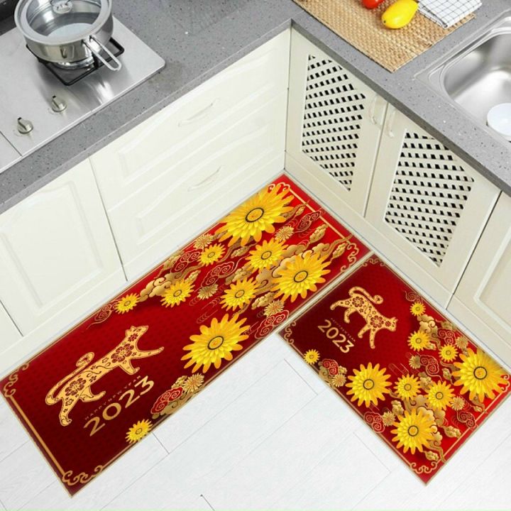 Những chiếc thảm lau chân không chỉ giúp giữ nhà bếp luôn sạch sẽ mà còn tạo điểm nhấn thú vị cho căn nhà của bạn. Xem hình ảnh liên quan để tìm cho mình một mẫu thảm hoàn hảo nhất nhé.