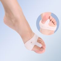 卐 1pair Silicone Toe hallux valgus Separators Straighteners Bunion Relief Pads toe separator