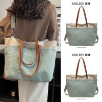 Summer summer large-capacity commuting high-end sense tote bag women 2023 new casual color contrast canvas messenger bag 【BYUE】