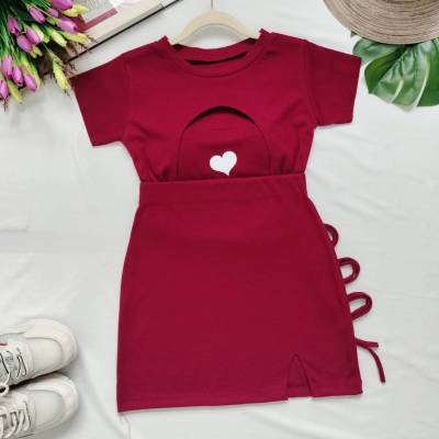 ชุดเซท กระโปรง+เสื้อครอปสกรีนหัวใจ สำหรับสาวๆไซส์มินิ กระโปรงยืด24-29 เสื้้ออก32-36