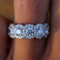 {BUSA Fashion Accessories} หรูหราหญิงบิ๊กคริสตัลรอบแหวนหมั้นน่ารักเงิน925เพทายหินแหวนวินเทจแหวนแต่งงานสำหรับผู้หญิง