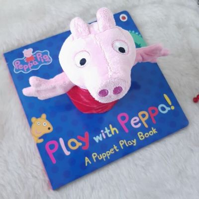 [หนังสือ เด็ก] Peppa Pig: Play with Peppa Hand Puppet Book #พร้อมส่ง #หมอรวงข้าว #หุ่นมือ #้handpuppet #RARE