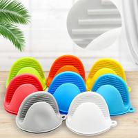 2Pcs Durable Microwave Mitten Hanging Ring Design Anti-scalding Silicone Portable Microwave Mitt Heat Insulation Clip