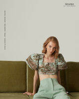 RAVISA by RAVISARA - Marylebone Print Cropped Blouse เสื้อครอปแขนตุ๊กตาลายปริ้น