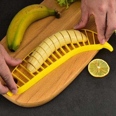 JIANG 1ชิ้นอุปกรณ์ครัวที่สร้างสรรค์อุปกรณ์แบ่งกล้วย PP เครื่องตัดผลไม้สลัดเครื่องตัดกล้วยอุปกรณ์ในครัว