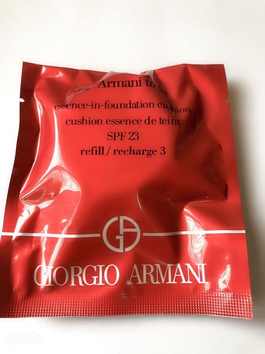 lady-mall-giorgio-armani-1-7g-คุชชั่นแรกที่ถูกสรรค์สร้างขี้นเพื่อการปกปิดได้ดีที่สุด-แบบพกพา-ราคาพิเศษ-พร้อมส่ง