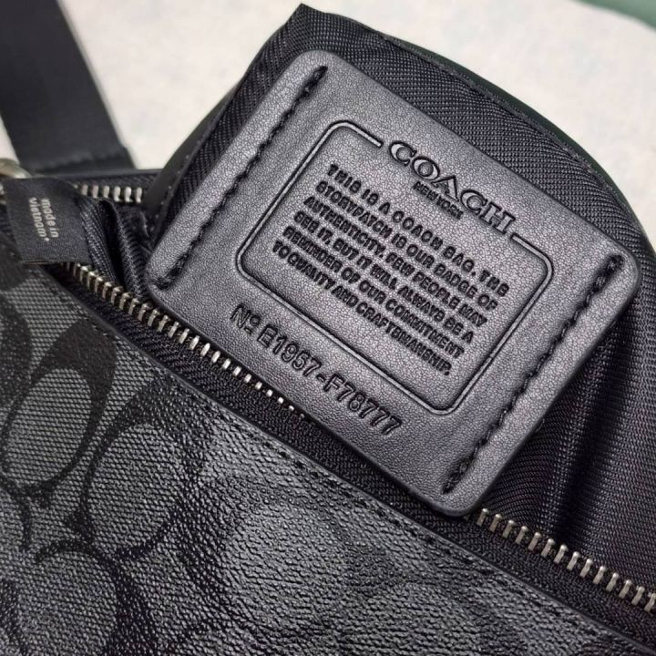 coach-f78777-กระเป๋าหน้าอกชาย-หนังแฟชั่น-กระเป๋าคาดอก