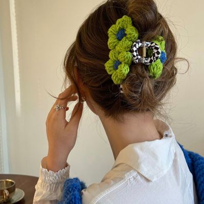 1 PC Elegant Fashion Wool Flower Knitting Checkerboard Girls Hair Claw Hairpin Shark Clip Hair Clip Cloth Hair Claw
