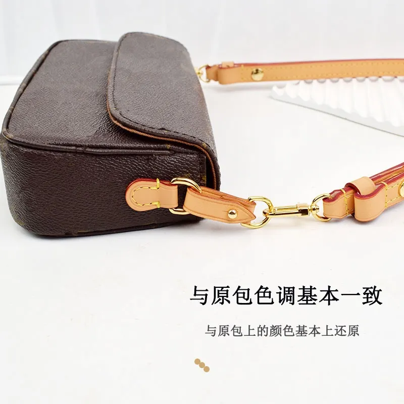 suitable for lv Ivy woc chain bag anti-wear buckle bag