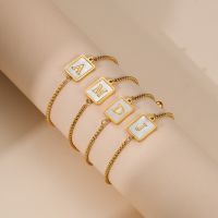 Beauty Gift88สร้อยข้อมือโซ่ จี้ตัวอักษร สีทอง แฮนด์เมด หรูหรา สําหรับผู้หญิงA149