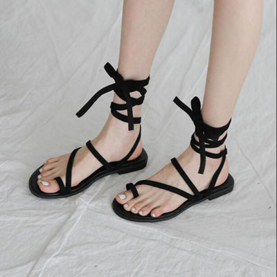 รองเท้าผู้หญิงเกาหลี 2023 รองเท้าแตะลำลองแบบโรมันแบบใหม่ฤดูร้อนรองเท้าชายหาดส้นเตี้ยกำมะหยี่ใส่สบาย