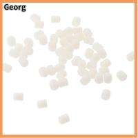 GEORG 100Pcs สีขาวขาว เดือยพลาสติก 0.34 "x 0.39" สกรูเดือยแทรก แบบพกพาได้ ชุดน็อตหัวน๊อต ประตูตู้เก็บของ