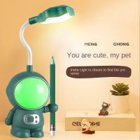 Creative Astronaut Spaceman Desk Lamp Eye Protection Study Lamp LED Lamp Bedside Dormitory Reading USB Charging Night Light