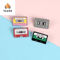 เข็มกลัดเพลงสุดเสื้อผ้าวินเทจของ TAADD เข็มกลัดเพลง90s Tmusic Tapd Enamel Pin Bag Badd