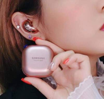 Samsung Galaxy Buds Live R180 หูฟังบลูทูธไร้สาย ชาร์จแบตไร้สาย เอียร์บัดหูฟัง TWS Bluetooth earbuds wireless charge