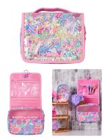 กระเป๋าจัดเก็บอุปกรณ์ในห้องน้ำและเครื่องสำอางค์ Smiggle Toiletry Bag ??