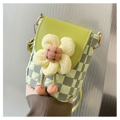 ☇♠ New Chio2nd midsummer sunflower mobile phone bag womens summer 2022 new niche flower shoulder messenger bag