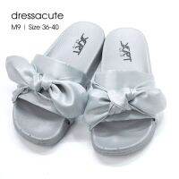 Dress A Cute รองเท้าแตะผูกโบว์ผ้า แบบสวม รุ่น M-9 (สีเงิน)